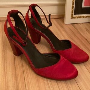 Camper red heels